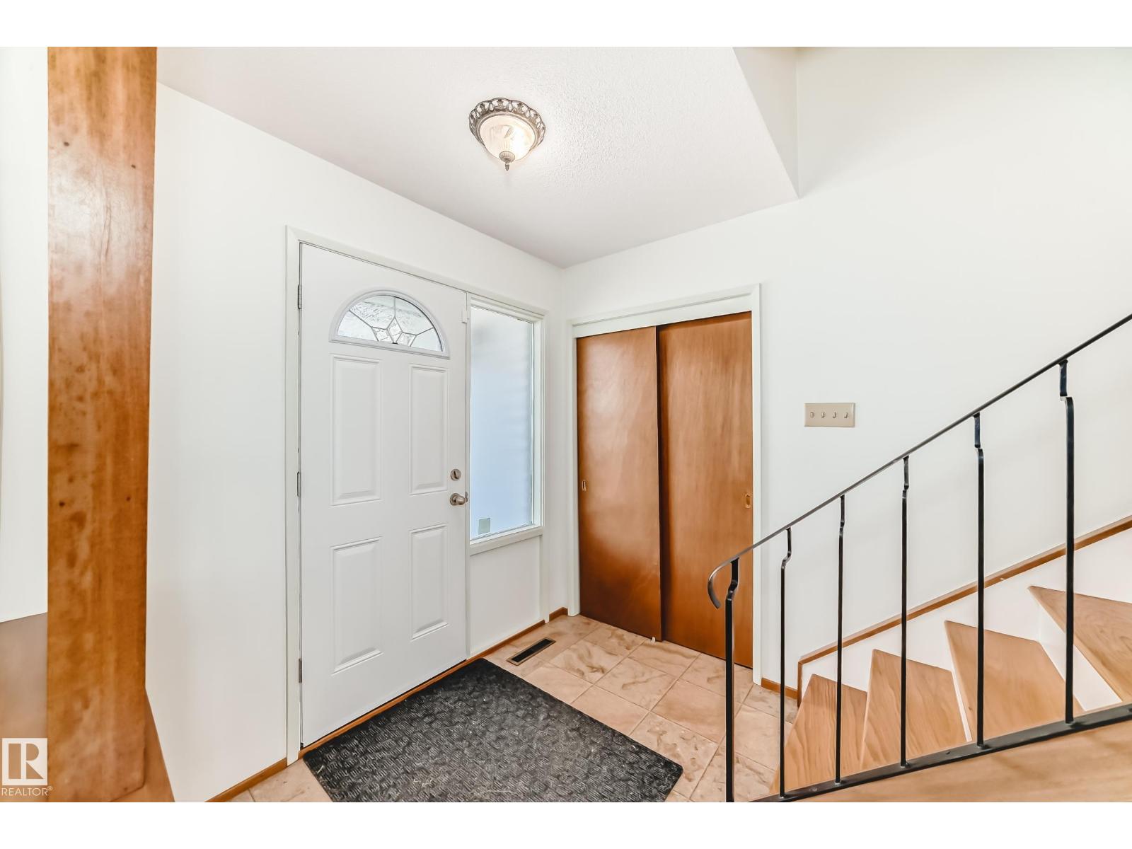 4603 116a St Nw, Edmonton, Alberta  T6H 3R3 - Photo 2 - E4459370