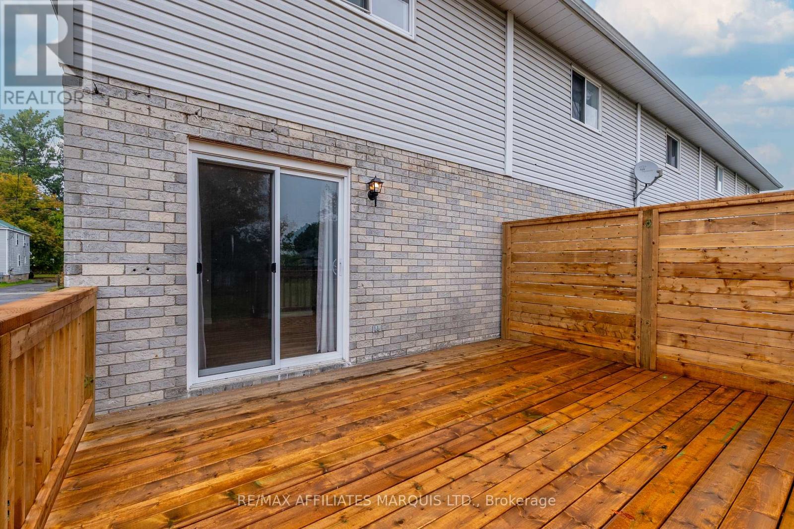 123 Jobin Avenue, Cornwall, Ontario  K6J 3K9 - Photo 25 - X12425539