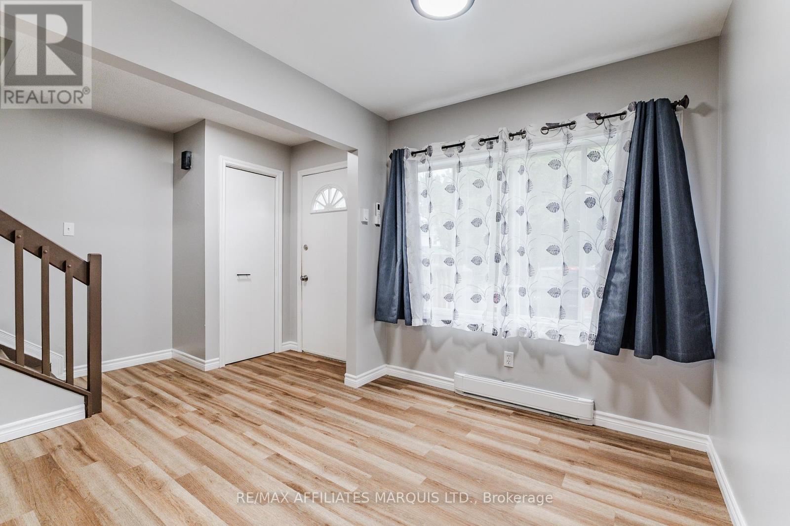 123 Jobin Avenue, Cornwall, Ontario  K6J 3K9 - Photo 3 - X12425539