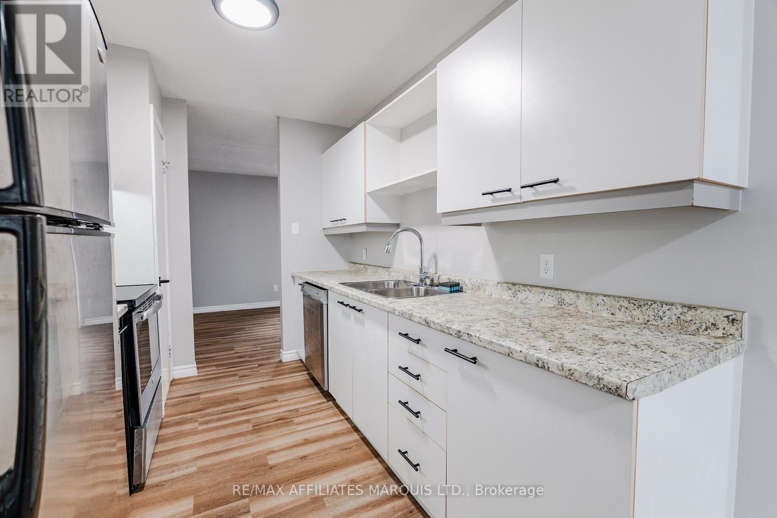 123 Jobin Avenue, Cornwall, Ontario  K6J 3K9 - Photo 9 - X12425539