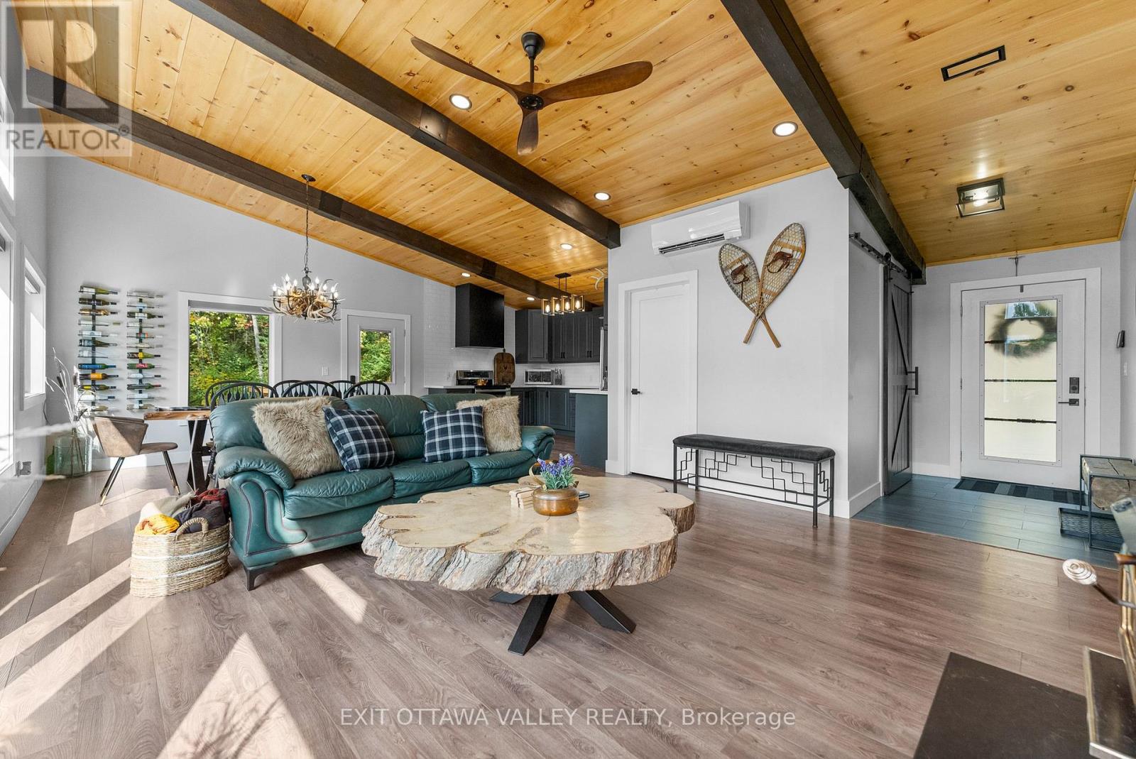 820 Hopefield Road, Madawaska Valley, Ontario  K0J 1B0 - Photo 17 - X12425538