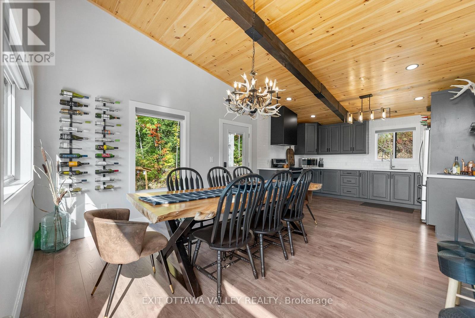 820 Hopefield Road, Madawaska Valley, Ontario  K0J 1B0 - Photo 21 - X12425538