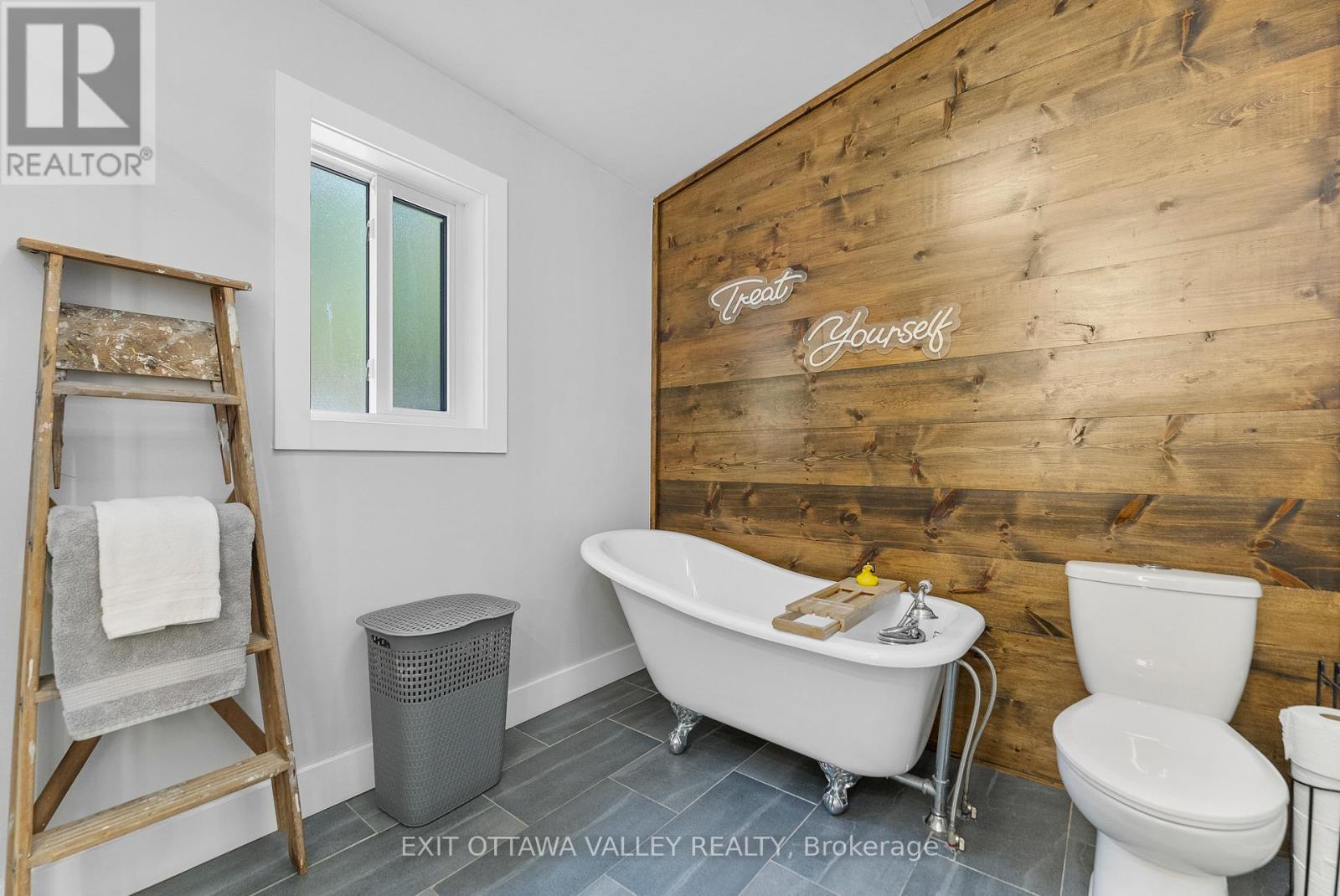 820 Hopefield Road, Madawaska Valley, Ontario  K0J 1B0 - Photo 31 - X12425538