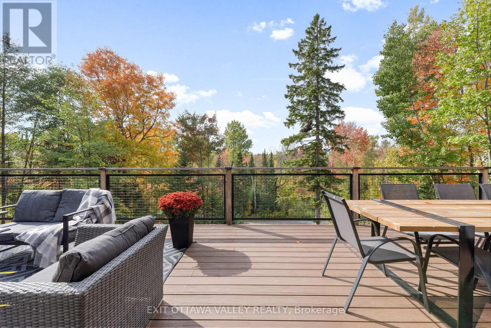820 Hopefield Road, Madawaska Valley, Ontario  K0J 1B0 - Photo 33 - X12425538