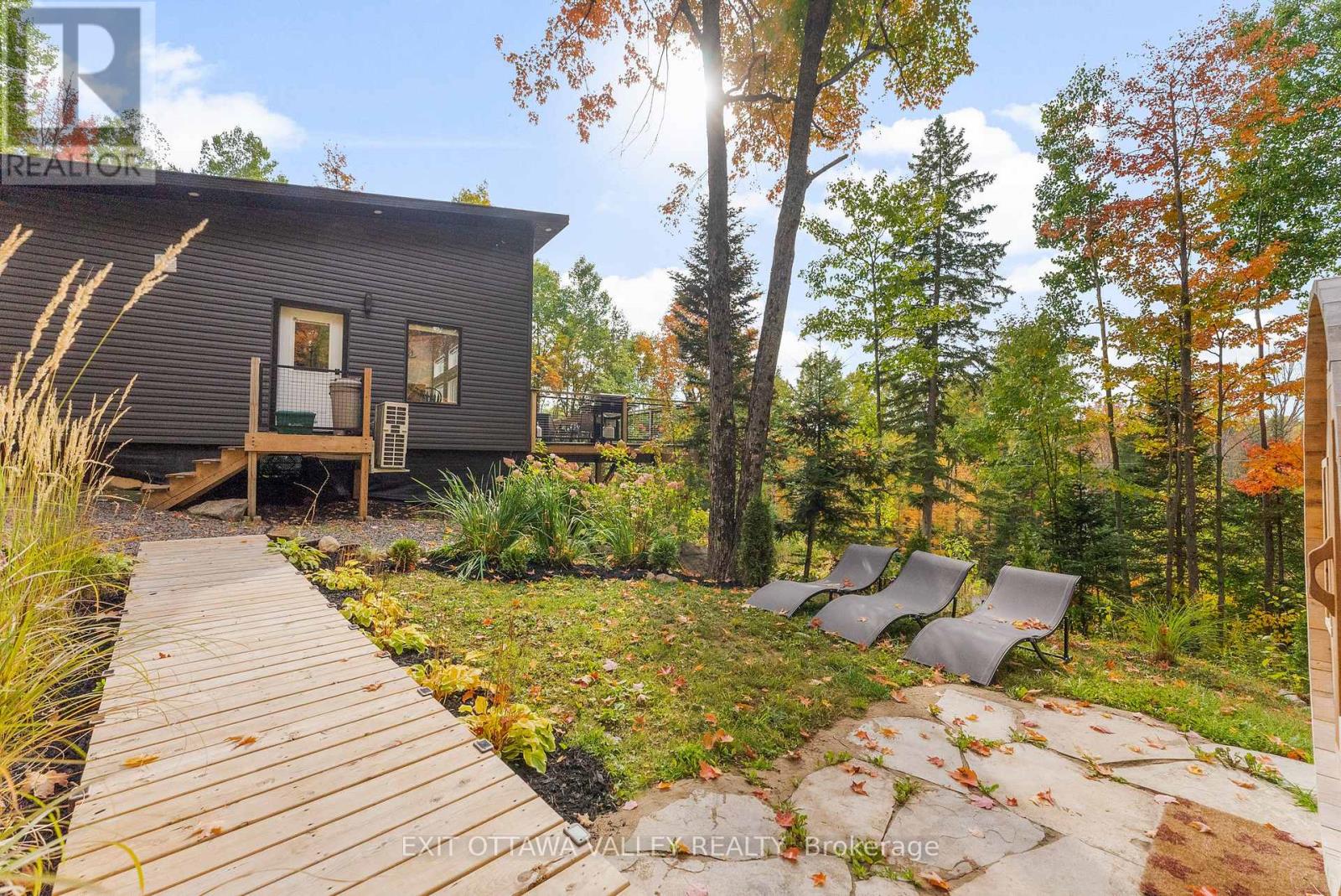 820 Hopefield Road, Madawaska Valley, Ontario  K0J 1B0 - Photo 41 - X12425538