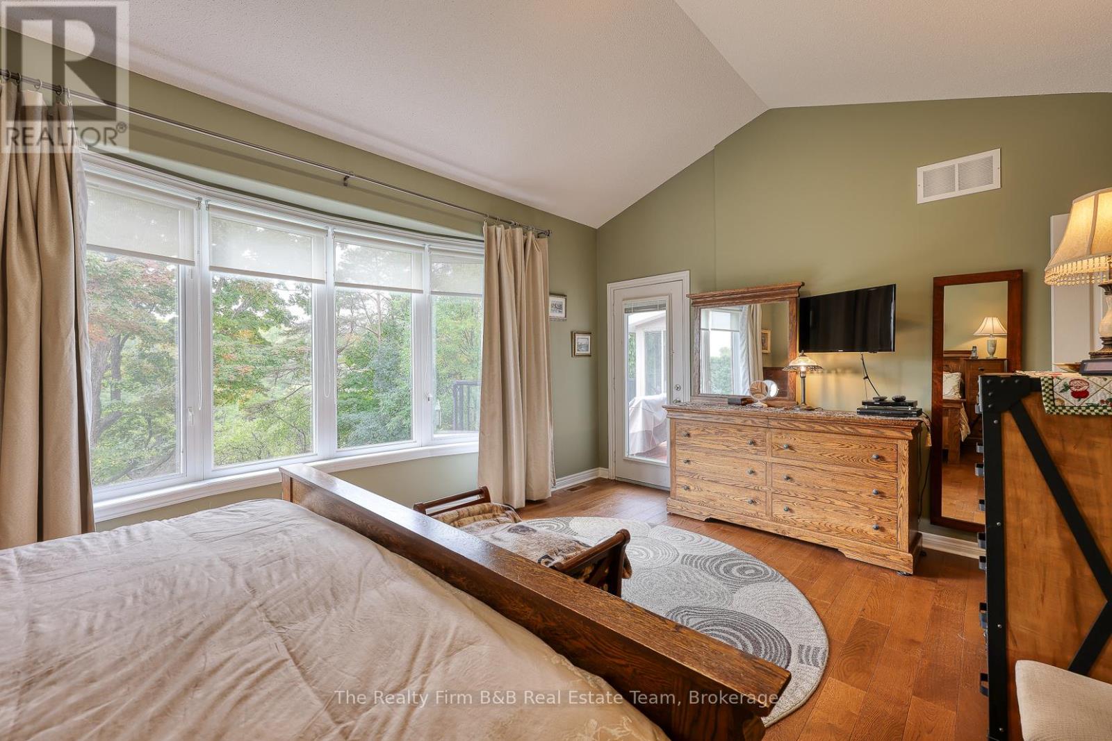 266 Fairway Road, Woodstock, Ontario  N4T 0A4 - Photo 18 - X12425484