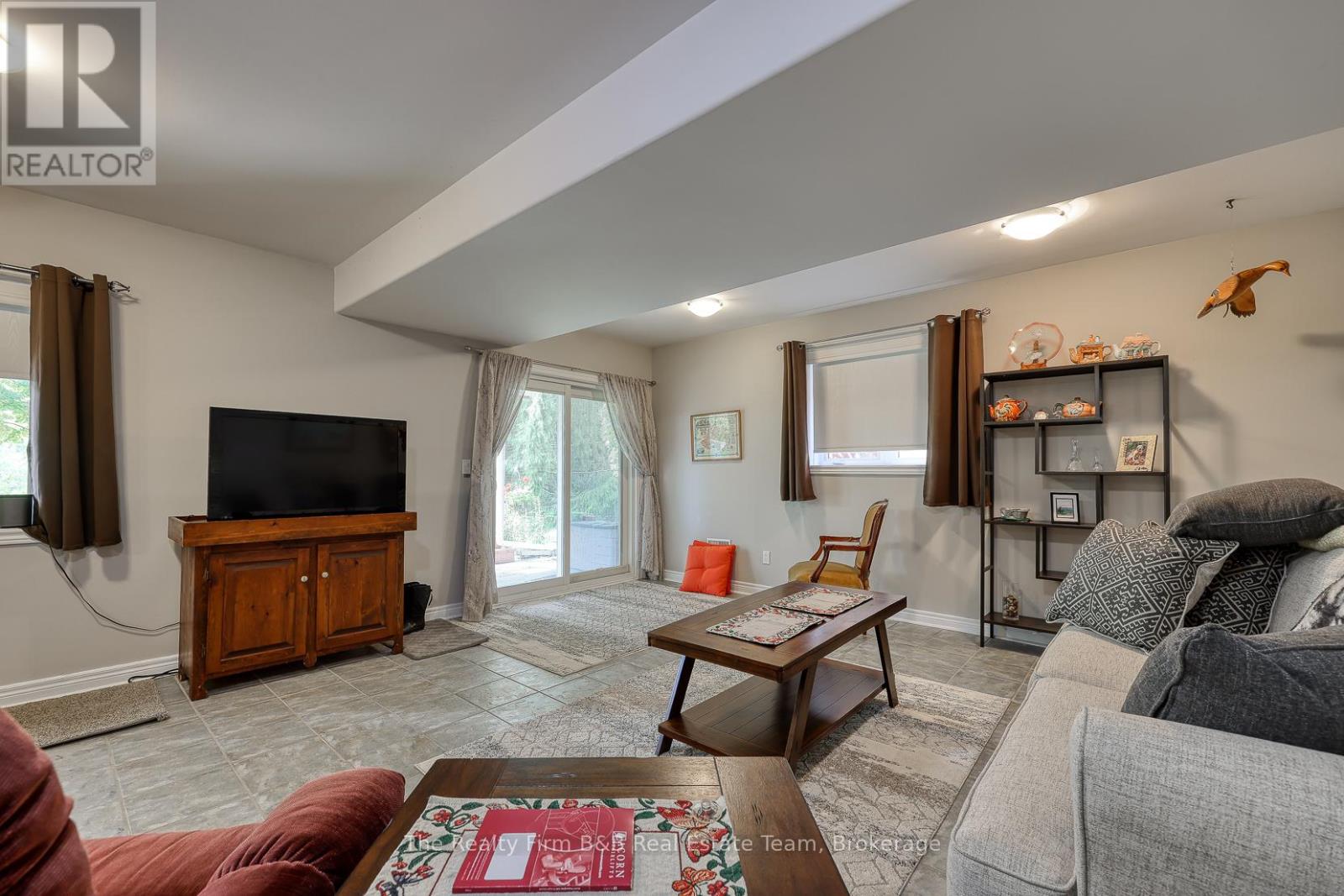 266 Fairway Road, Woodstock, Ontario  N4T 0A4 - Photo 22 - X12425484
