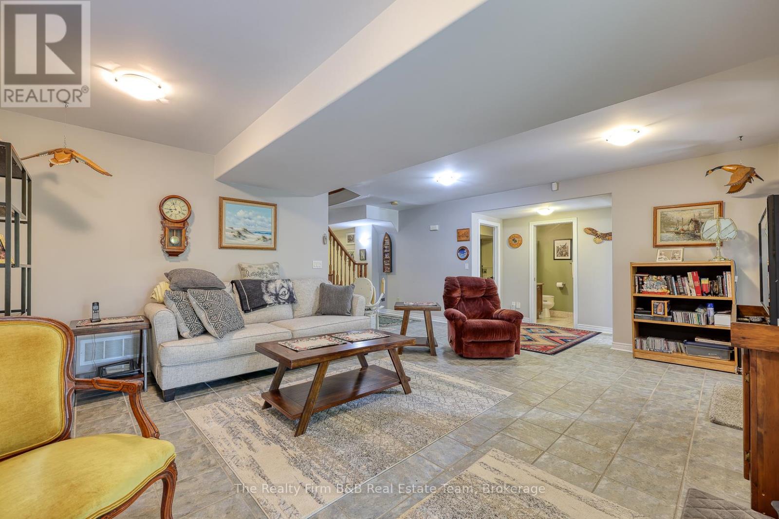 266 Fairway Road, Woodstock, Ontario  N4T 0A4 - Photo 24 - X12425484