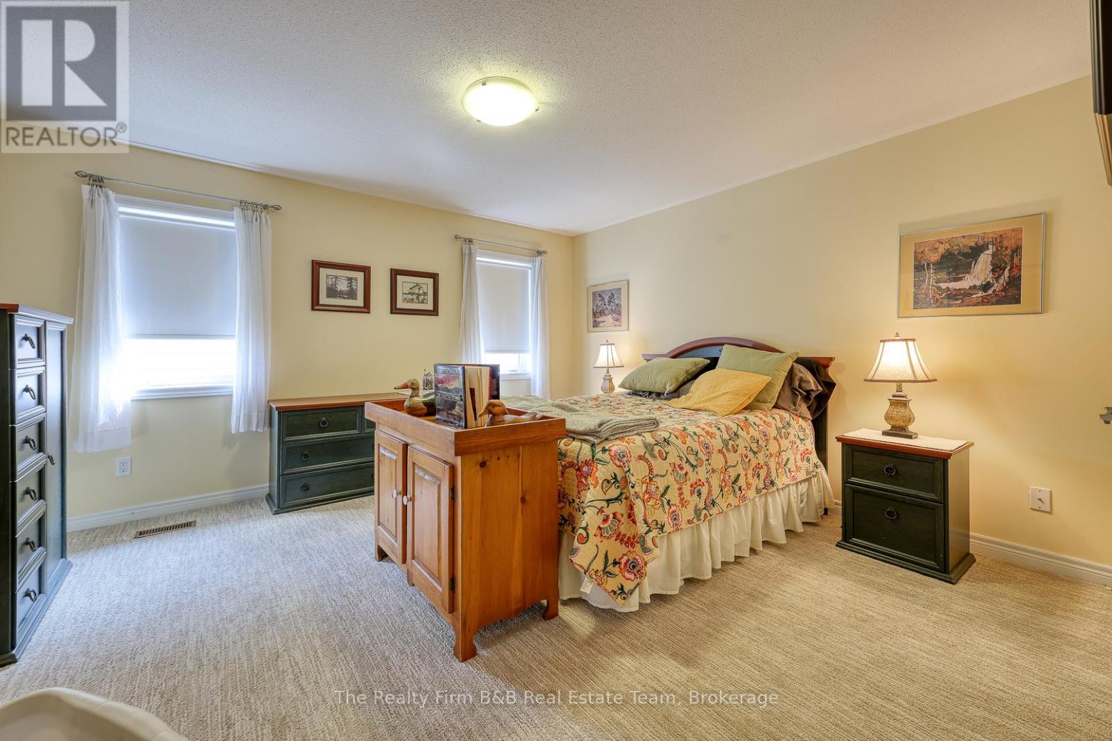 266 Fairway Road, Woodstock, Ontario  N4T 0A4 - Photo 30 - X12425484