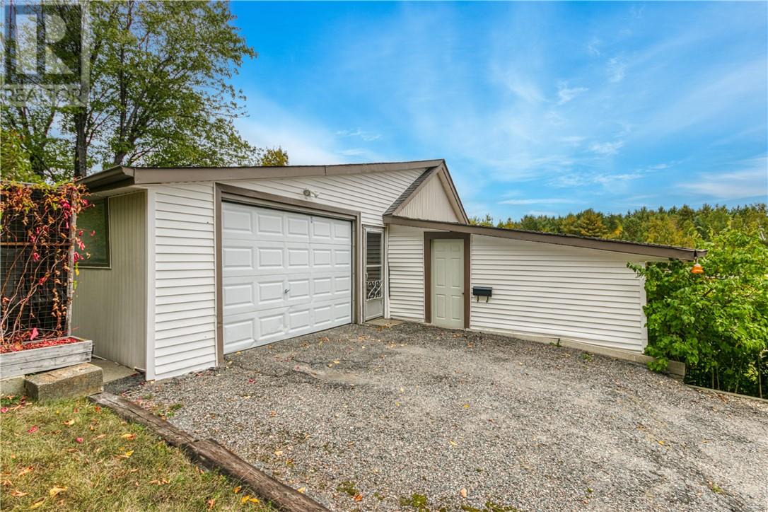 140 Armstrong Road, Coniston, Ontario  P0M 1M0 - Photo 2 - 2124895