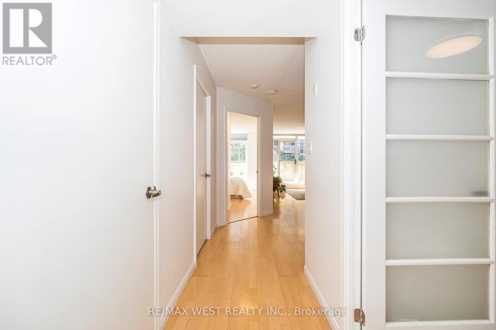 209 - 1000 King Street W, Toronto (Niagara), Ontario  M6K 3N1 - Photo 4 - C12425503