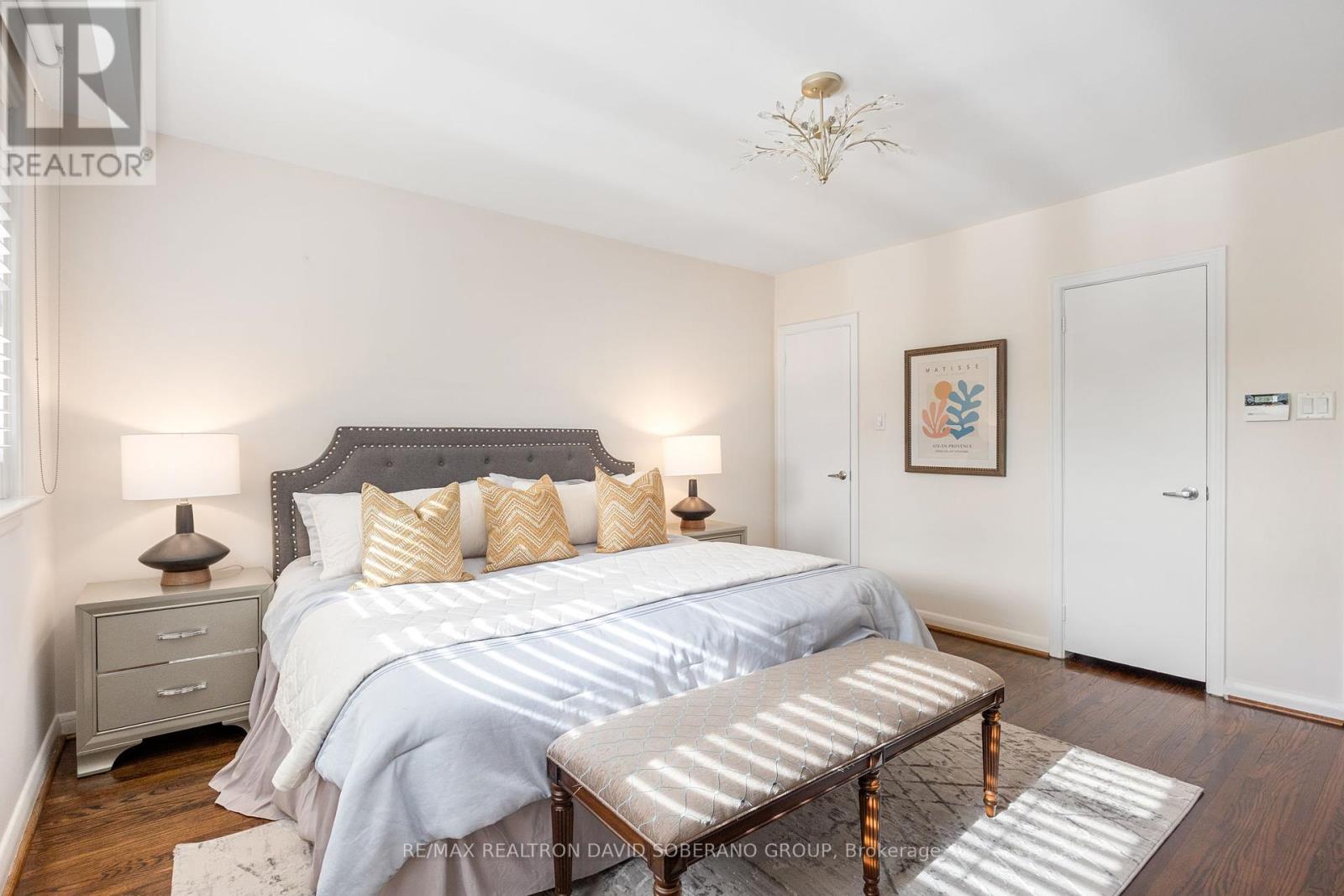 122 Collinson Boulevard, Toronto, Ontario  M3H 3C7 - Photo 19 - C12425521