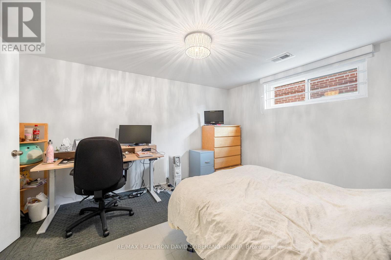 122 Collinson Boulevard, Toronto, Ontario  M3H 3C7 - Photo 27 - C12425521