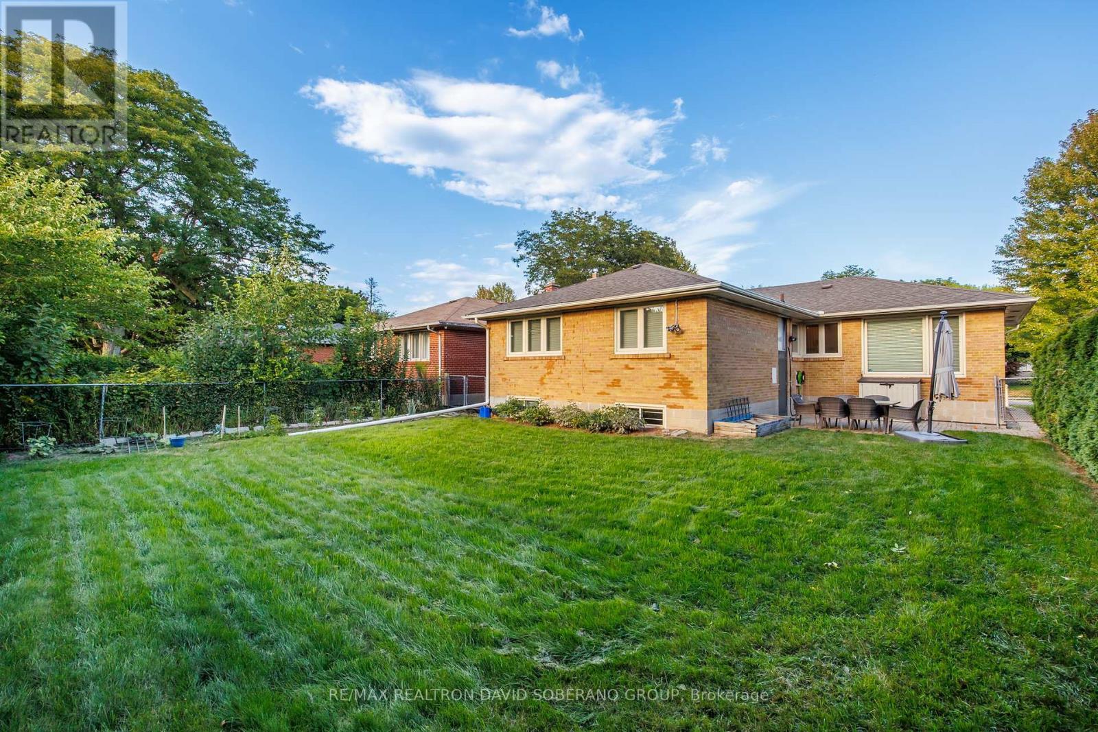 122 Collinson Boulevard, Toronto, Ontario  M3H 3C7 - Photo 35 - C12425521
