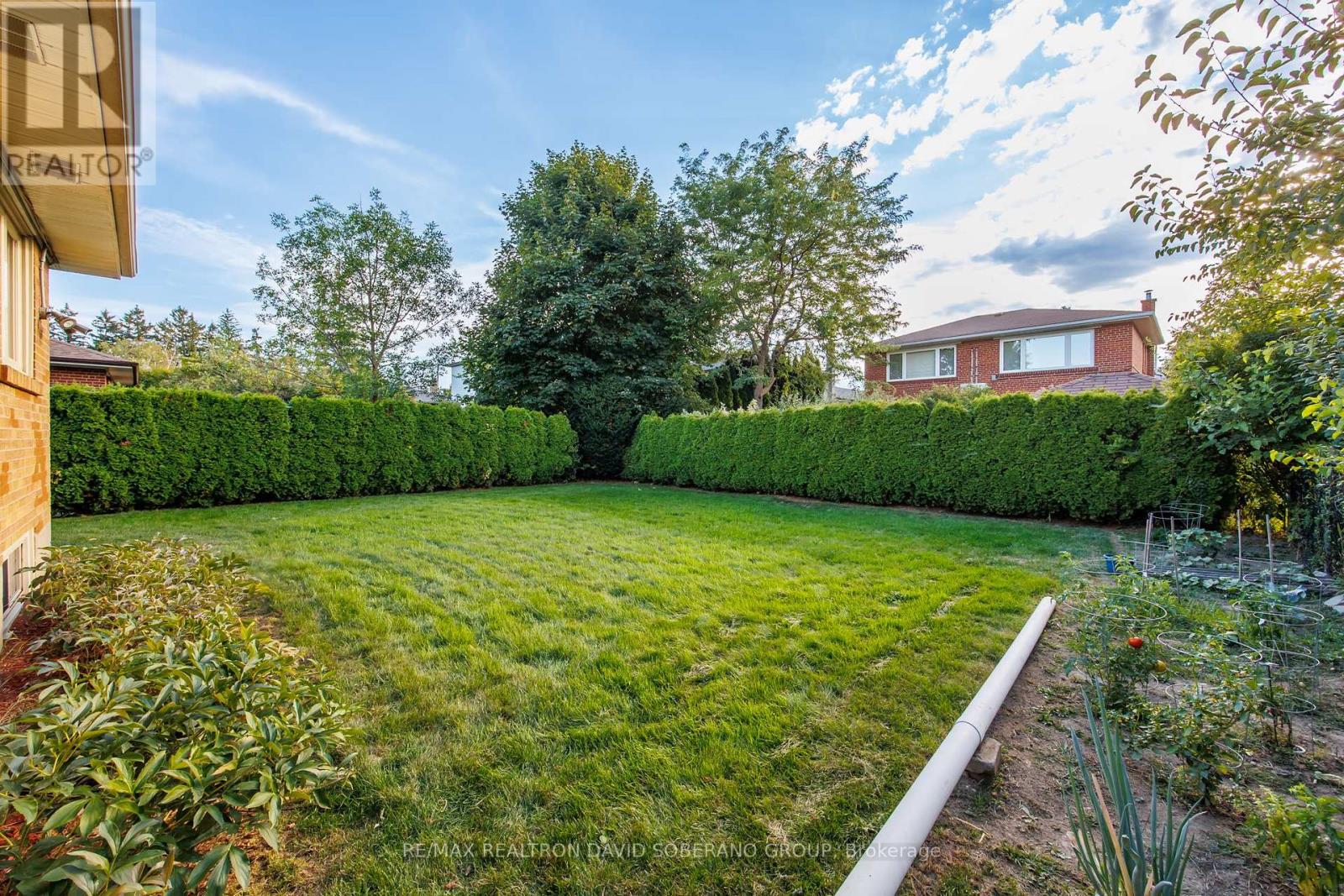122 Collinson Boulevard, Toronto, Ontario  M3H 3C7 - Photo 38 - C12425521