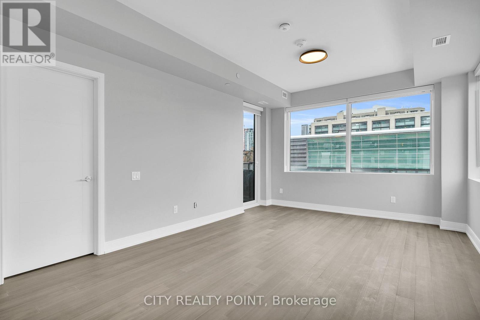 609 - 664 Spadina Avenue, Toronto, Ontario  M5S 2H7 - Photo 8 - C12393413