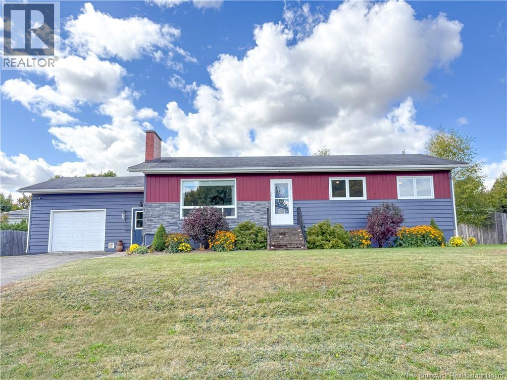 117 Creighton Street, Woodstock, New Brunswick  E7M 1M9 - Photo 1 - NB127361