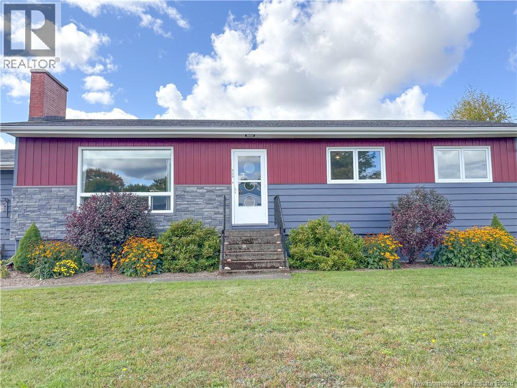 117 Creighton Street, Woodstock, New Brunswick  E7M 1M9 - Photo 2 - NB127361