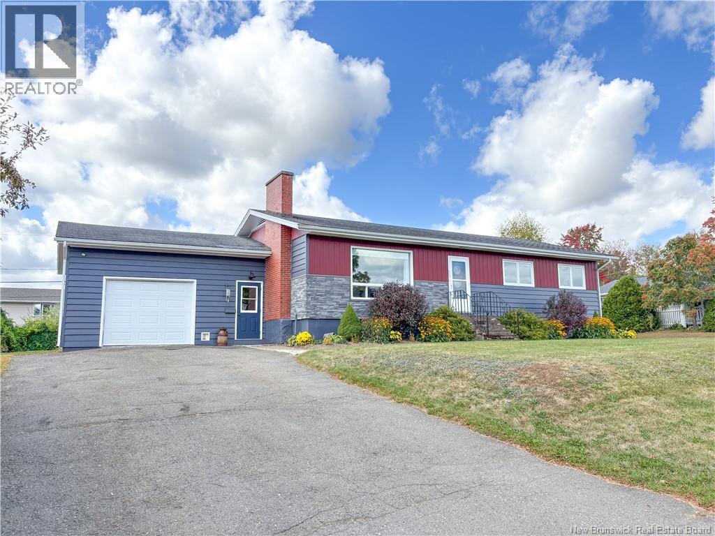 117 Creighton Street, Woodstock, New Brunswick  E7M 1M9 - Photo 3 - NB127361