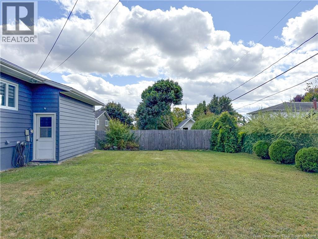 117 Creighton Street, Woodstock, New Brunswick  E7M 1M9 - Photo 47 - NB127361