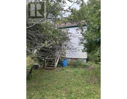 18 McIntosh Street, Halifax, Ca