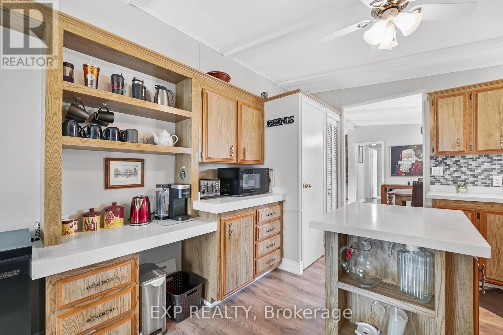 25 Juno Crescent, Georgina, Ontario  L0E 1R0 - Photo 14 - N12425489