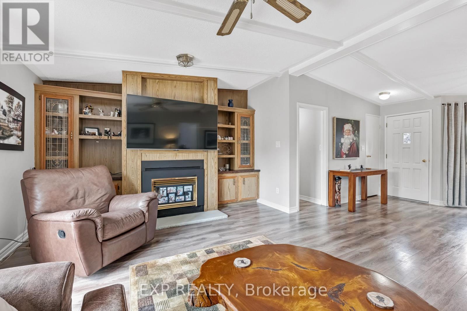 25 Juno Crescent, Georgina, Ontario  L0E 1R0 - Photo 8 - N12425489