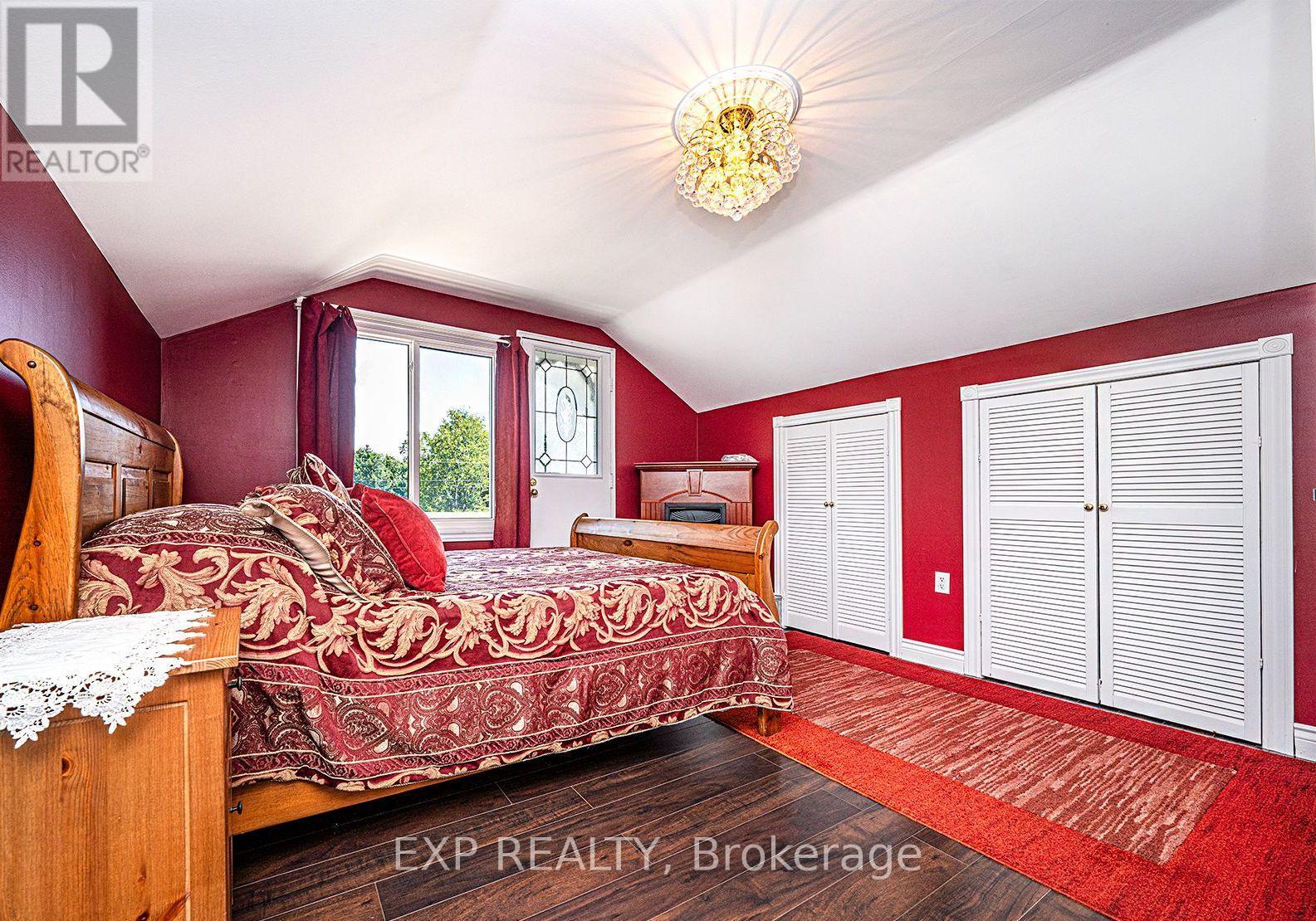 76 Sunset Beach Road, Georgina, Ontario  L0E 1N0 - Photo 28 - N12425506