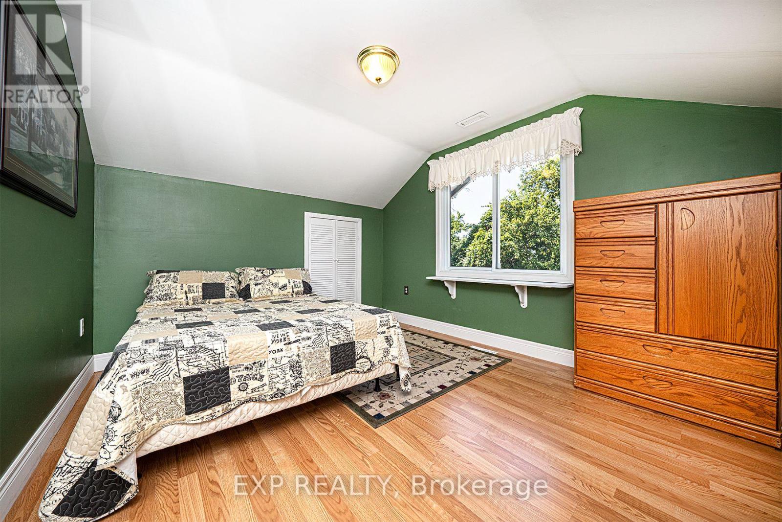 76 Sunset Beach Road, Georgina, Ontario  L0E 1N0 - Photo 30 - N12425506