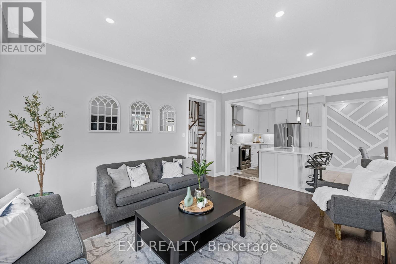 10 Stych Street, New Tecumseth, Ontario  L0G 1W0 - Photo 11 - N12425529