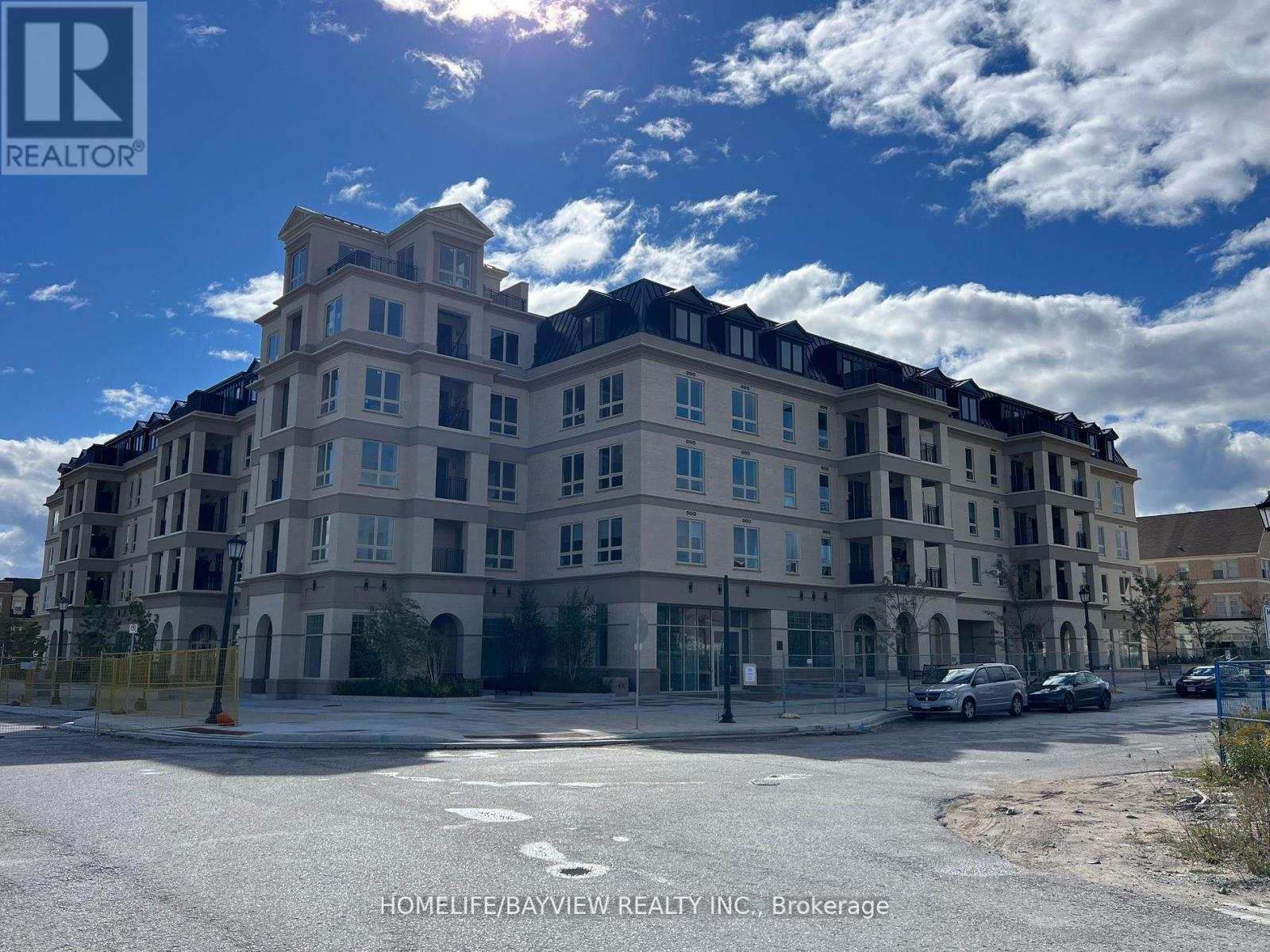 PH31 - 101 CATHEDRAL HIGH STREET, Markham, Ontario