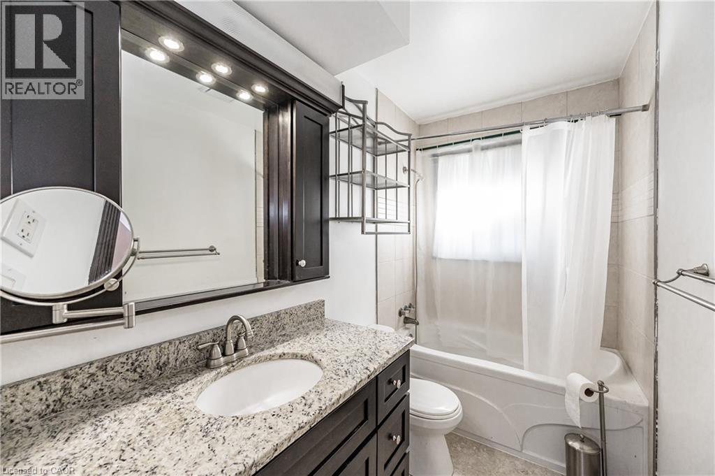 195 Village Road Unit# Upper, Kitchener, Ontario  N2M 4L3 - Photo 6 - 40773363