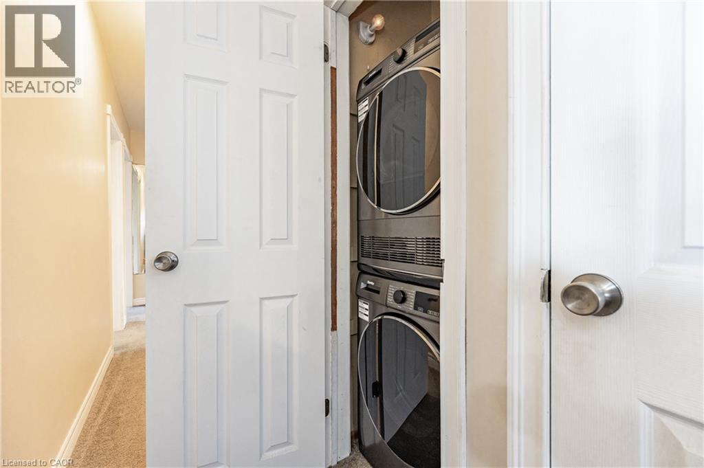 195 Village Road Unit# Upper, Kitchener, Ontario  N2M 4L3 - Photo 7 - 40773363