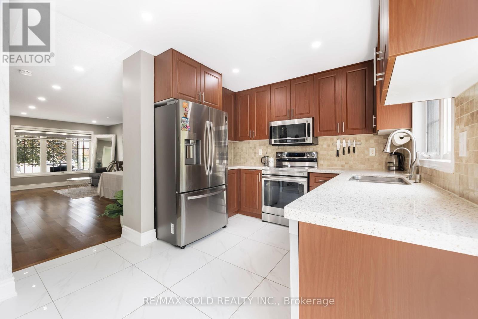 36 Fidelity Avenue, Brampton, Ontario  L7A 2S5 - Photo 14 - W12425519