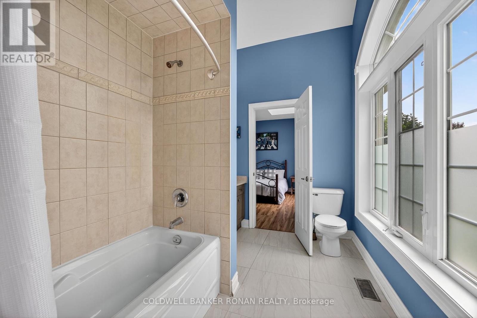 60 Underhill Court, Essa, Ontario  L9R 1V2 - Photo 21 - N12423838
