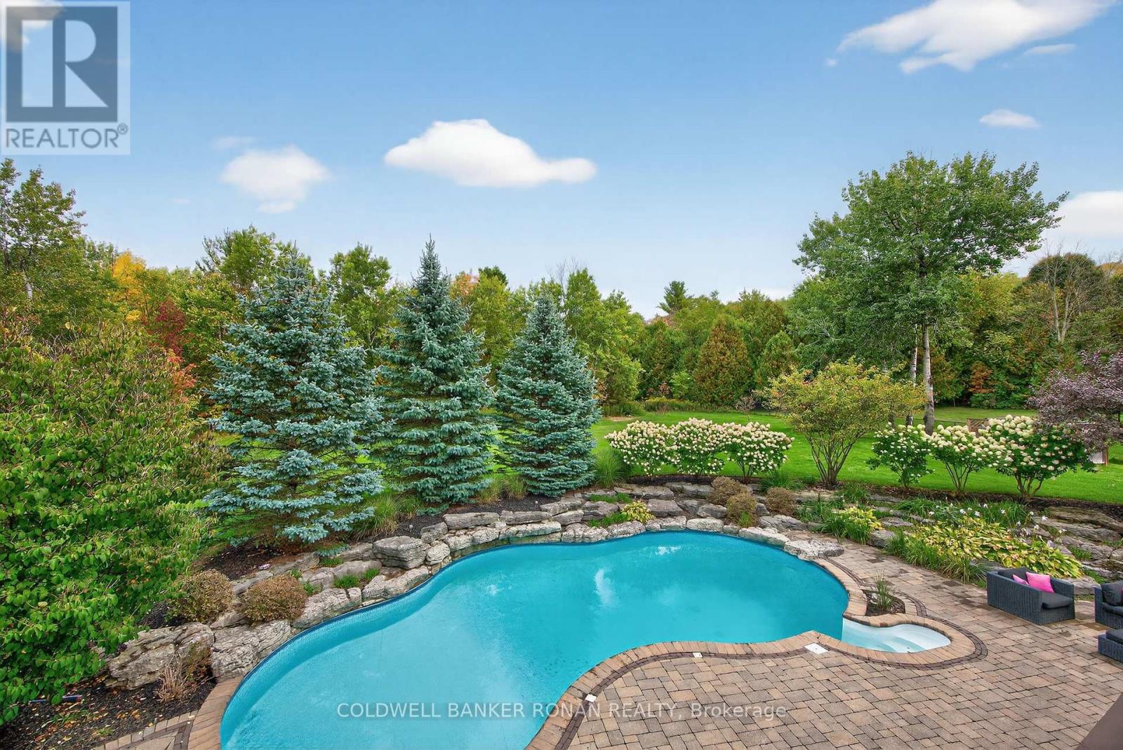 60 Underhill Court, Essa, Ontario  L9R 1V2 - Photo 40 - N12423838