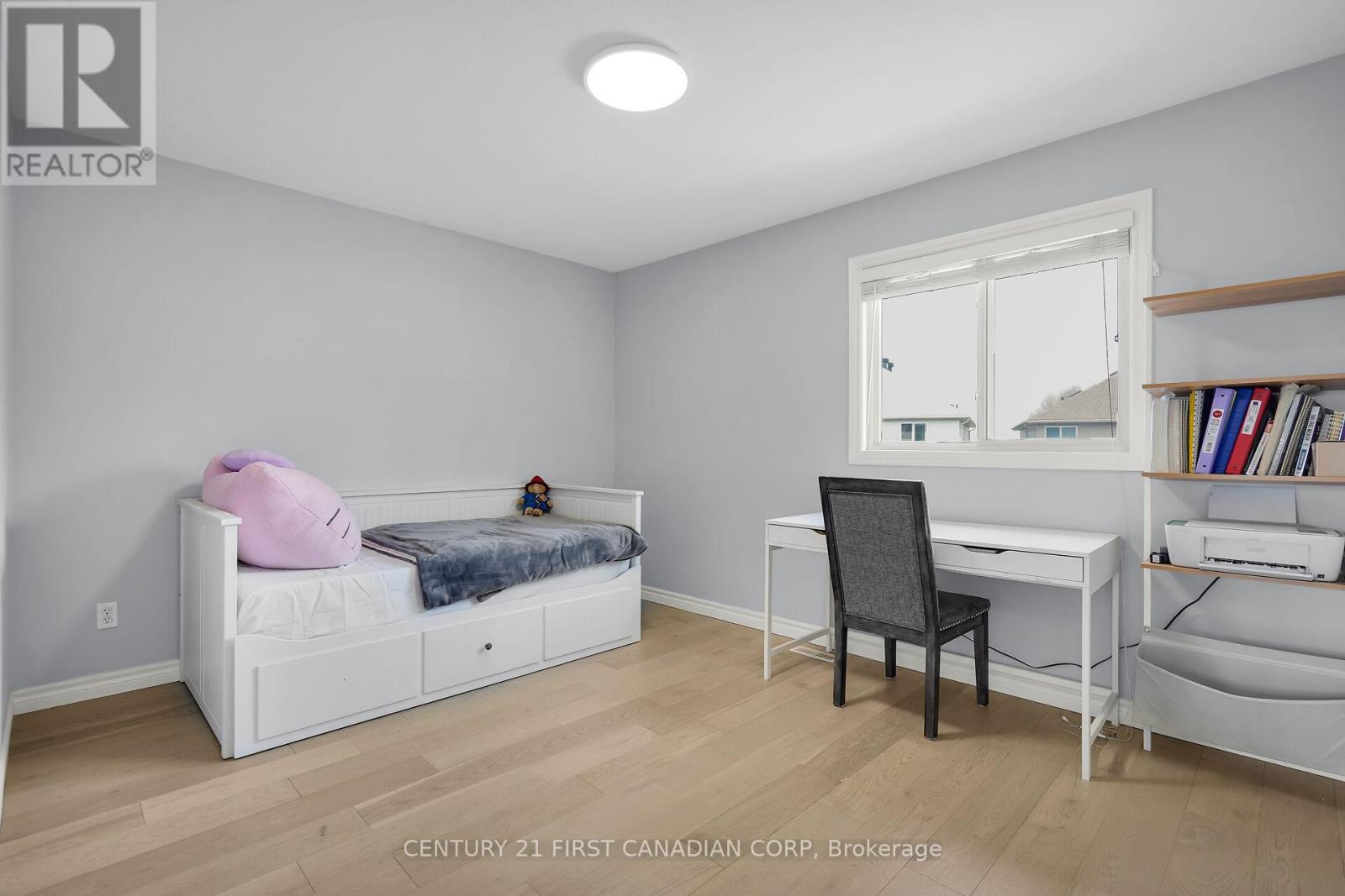 1190 Smither Road, London North, Ontario  N6G 5R8 - Photo 32 - X12425582