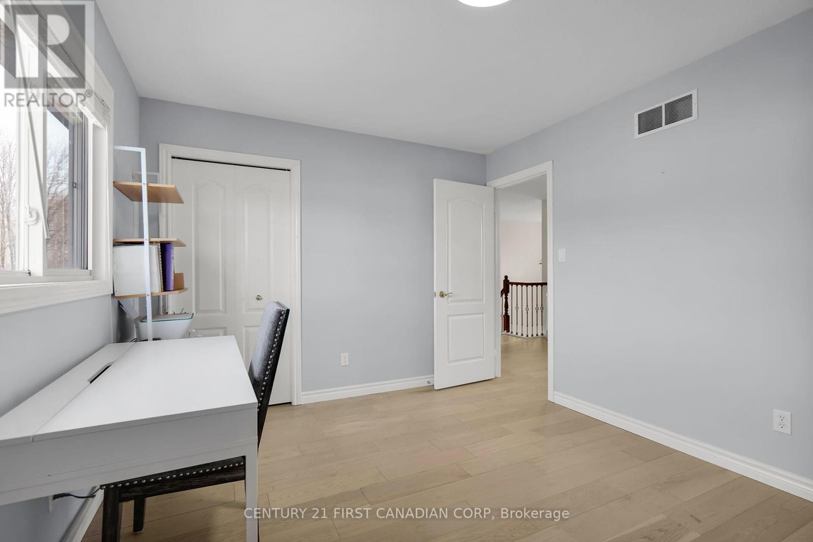 1190 Smither Road, London North, Ontario  N6G 5R8 - Photo 33 - X12425582