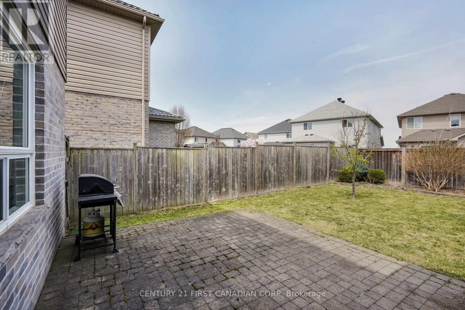 1190 Smither Road, London North, Ontario  N6G 5R8 - Photo 38 - X12425582