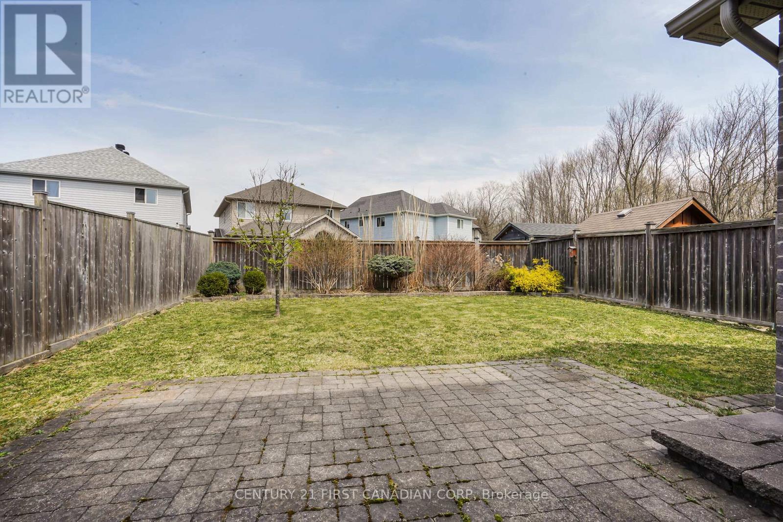 1190 Smither Road, London North, Ontario  N6G 5R8 - Photo 39 - X12425582