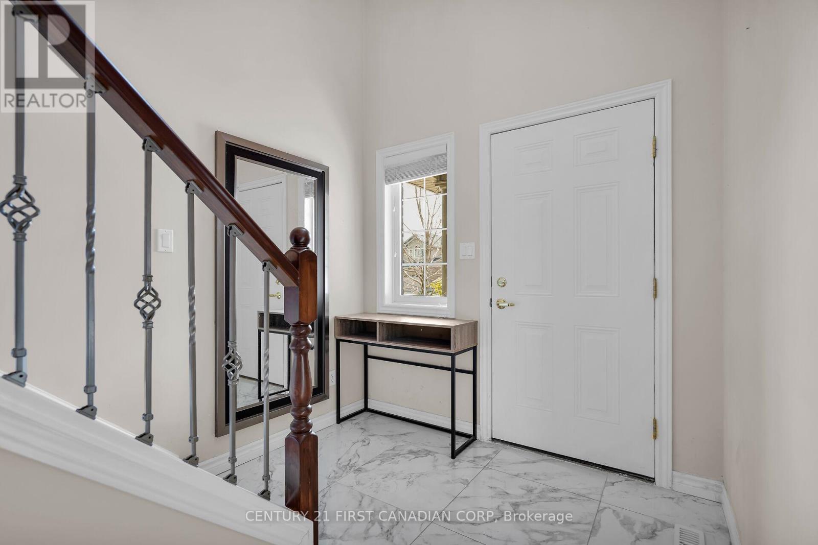 1190 Smither Road, London North, Ontario  N6G 5R8 - Photo 5 - X12425582