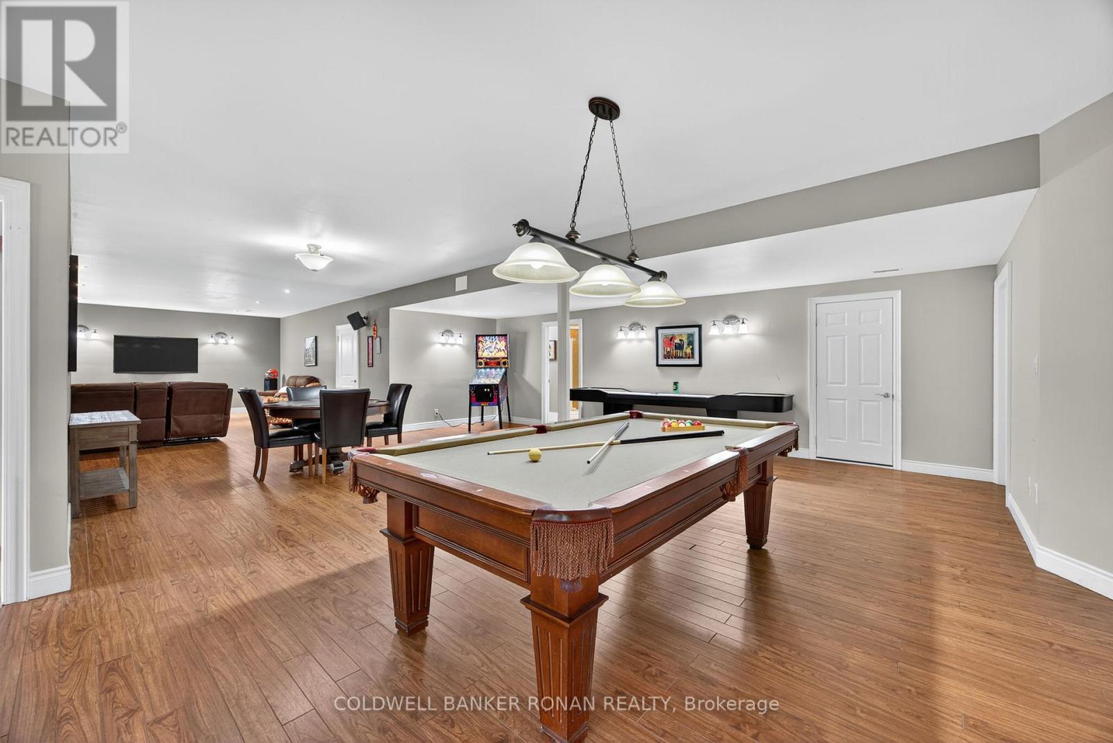 60 Underhill Court, Essa, Ontario  L9R 1V2 - Photo 32 - N12423838