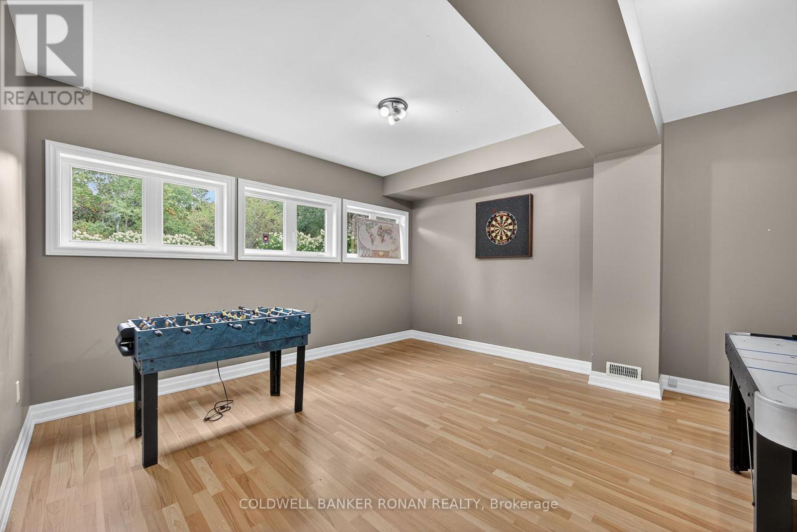 60 Underhill Court, Essa, Ontario  L9R 1V2 - Photo 36 - N12423838