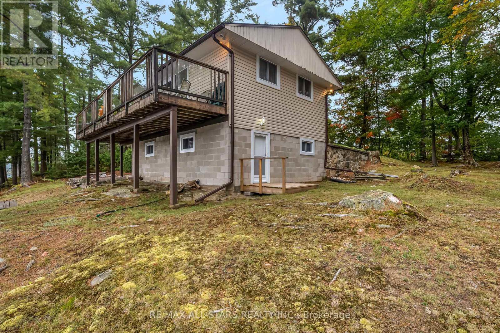 Cottage #9 - 1006 Youngs Road, Muskoka Lakes, Ontario  P0B 1J0 - Photo 45 - X12425585