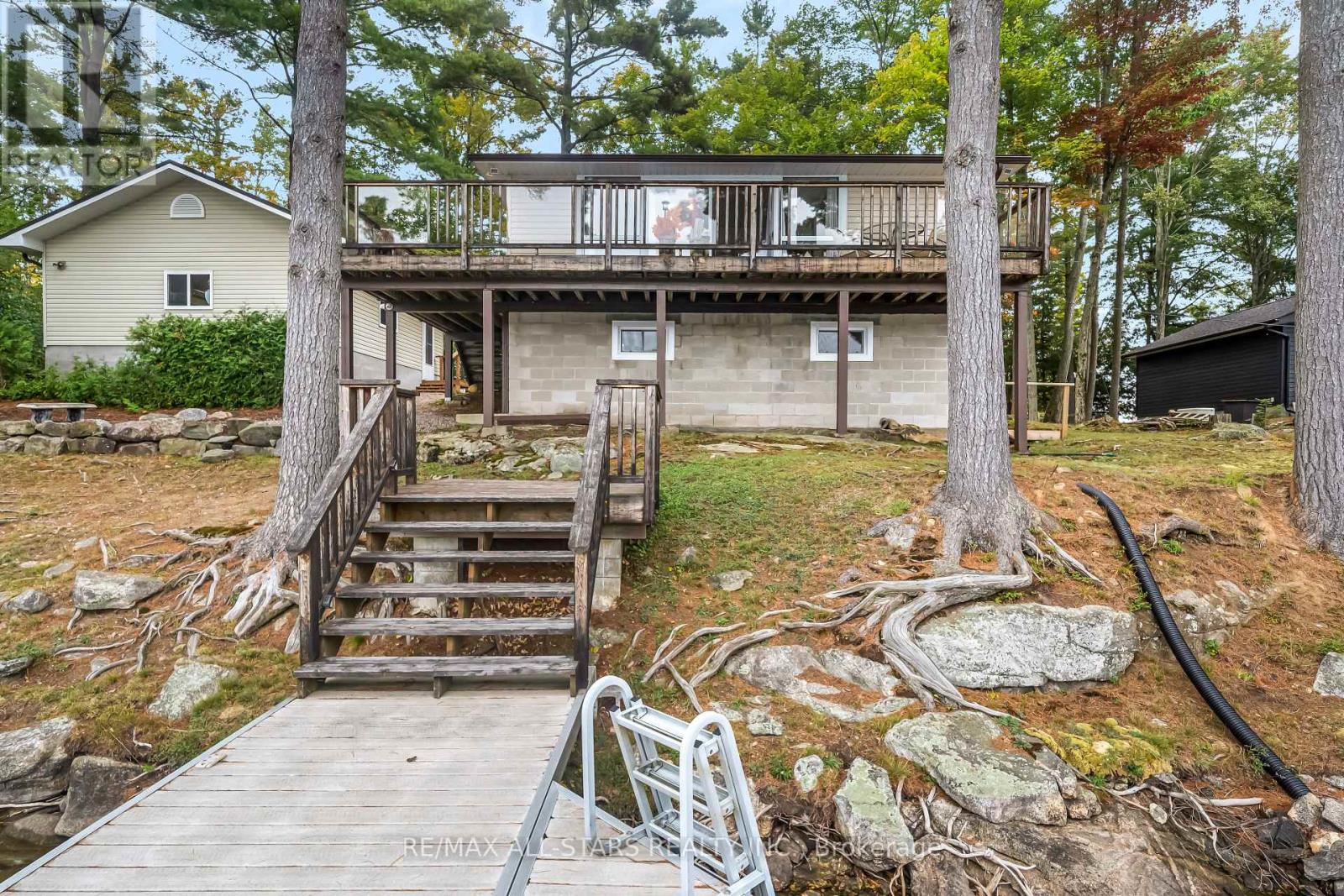 Cottage #9 - 1006 Youngs Road, Muskoka Lakes, Ontario  P0B 1J0 - Photo 49 - X12425585