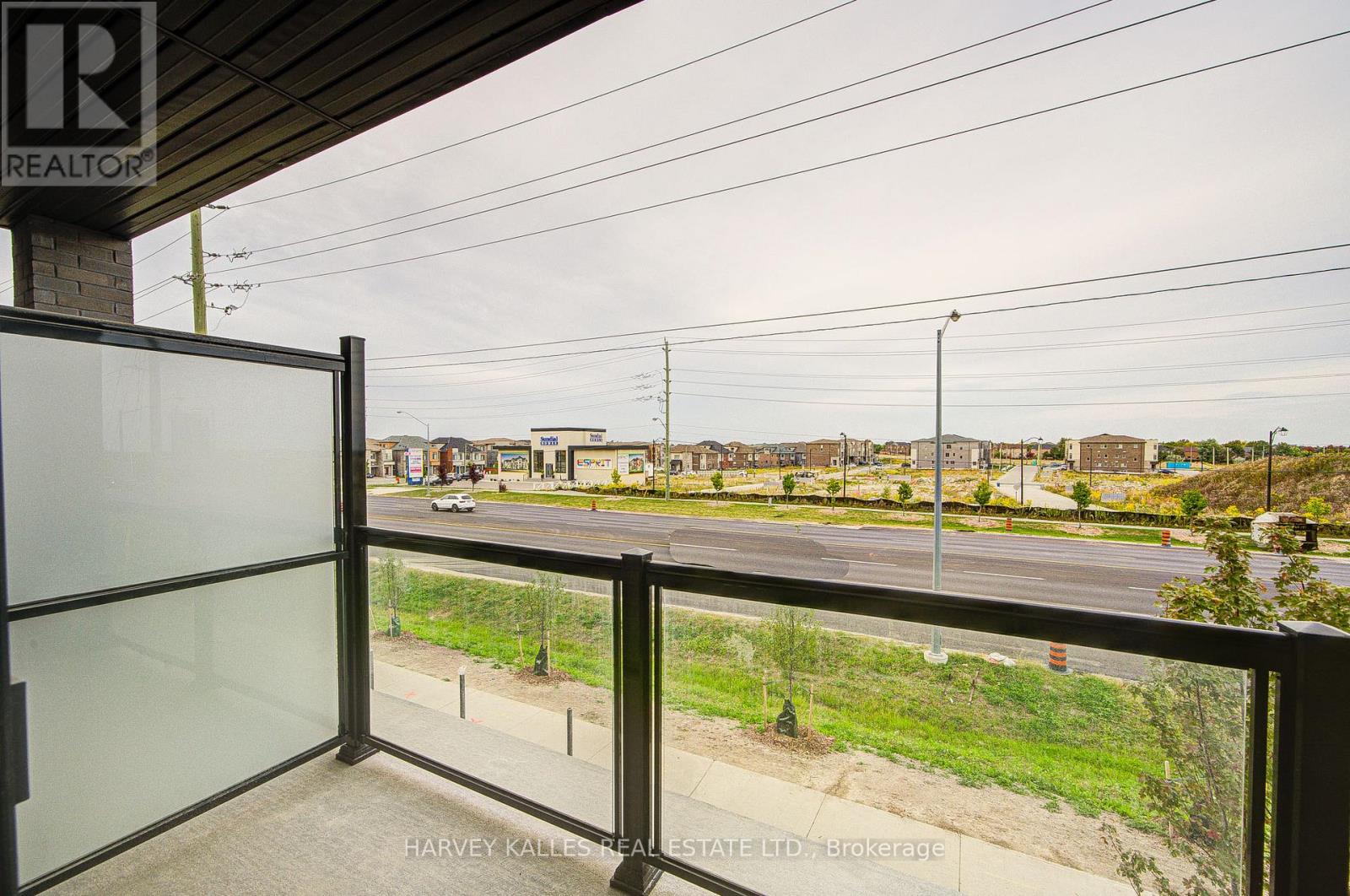 Unit 12 - 12-14 Lytham Green Circle, Newmarket, Ontario  L3Y 0H3 - Photo 43 - N12424966