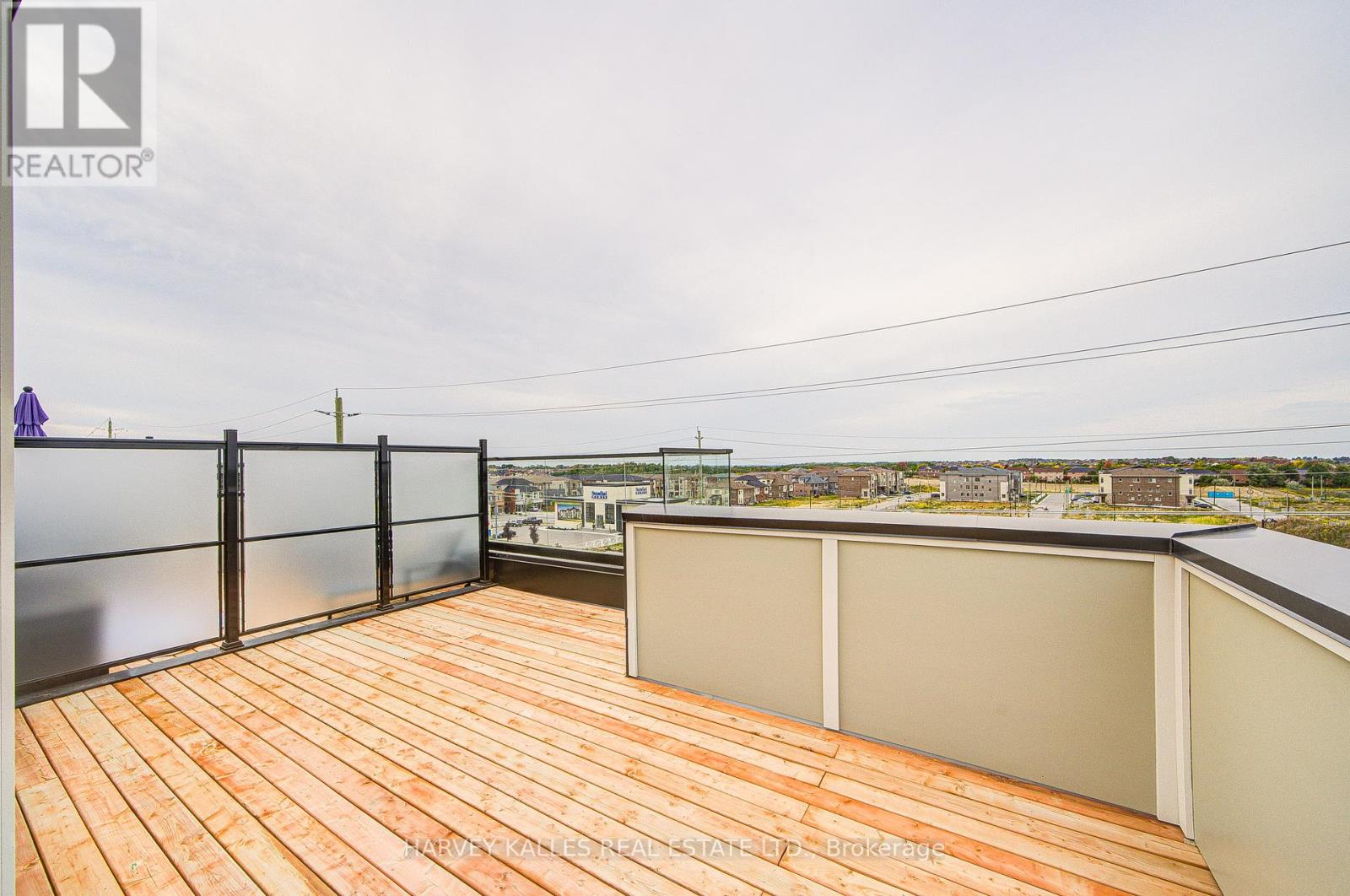 Unit 12 - 12-14 Lytham Green Circle, Newmarket, Ontario  L3Y 0H3 - Photo 38 - N12424966