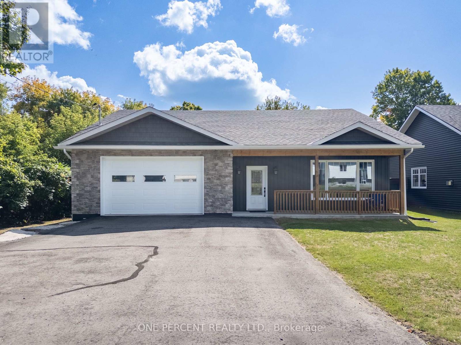 13 CRAWFORD DRIVE, Marmora and Lake, Ontario