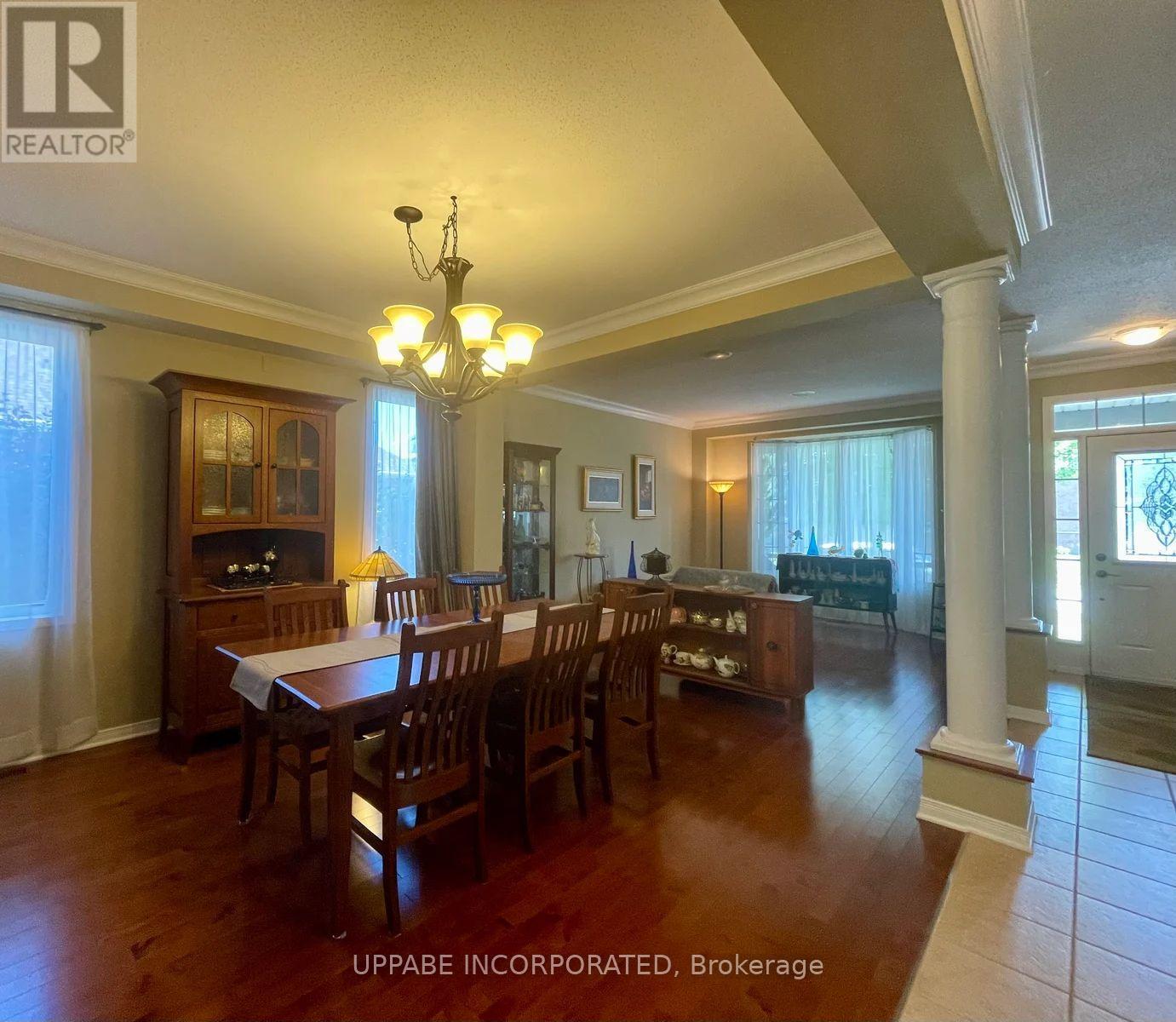 49 Baywood Drive, Ottawa, Ontario  K2S 2H7 - Photo 3 - X12419978