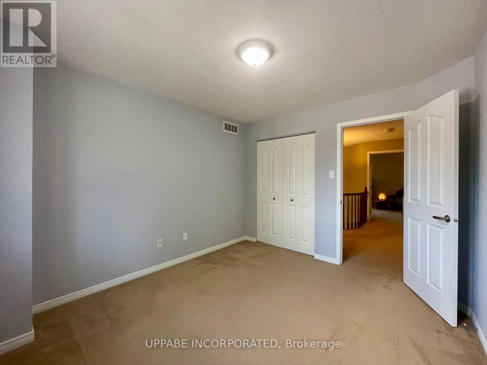 49 Baywood Drive, Ottawa, Ontario  K2S 2H7 - Photo 9 - X12419978